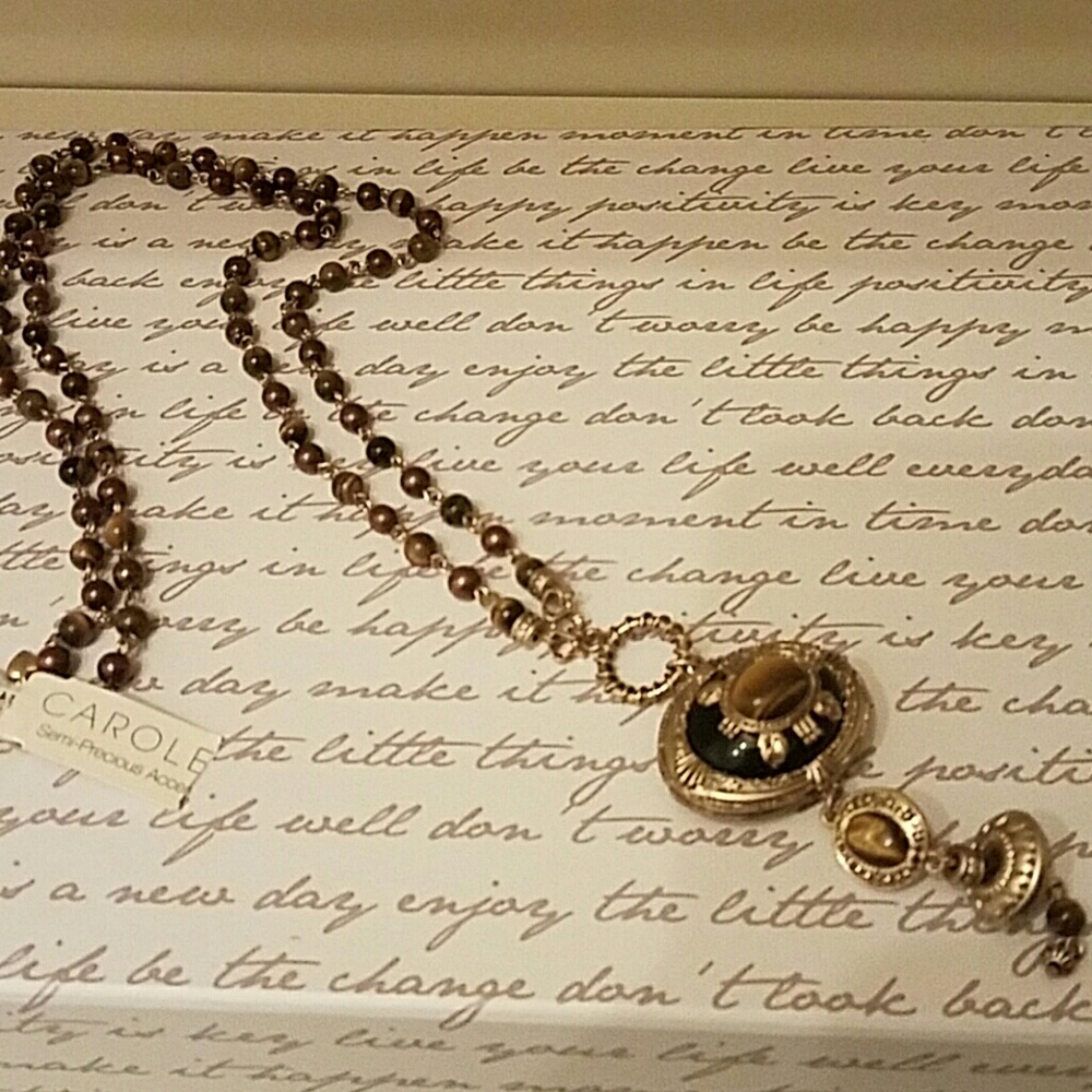 Brand New Women's 30 inch pendant necklace